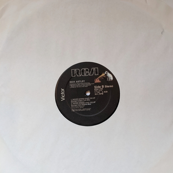 SOLD** Rick Astley Never Gonna Give You Up 12" inch vinyl remix - Picture 6 of 10